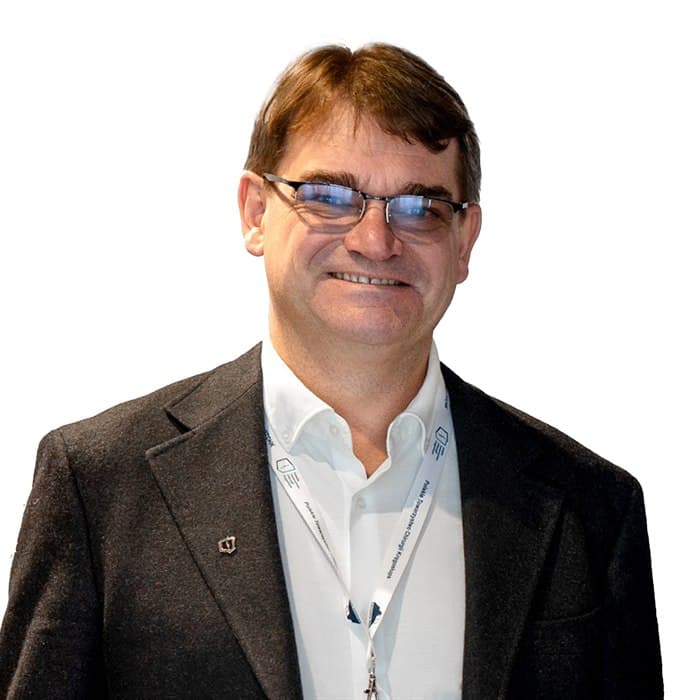 dr hab. n. med. prof. UM Maciej Radek